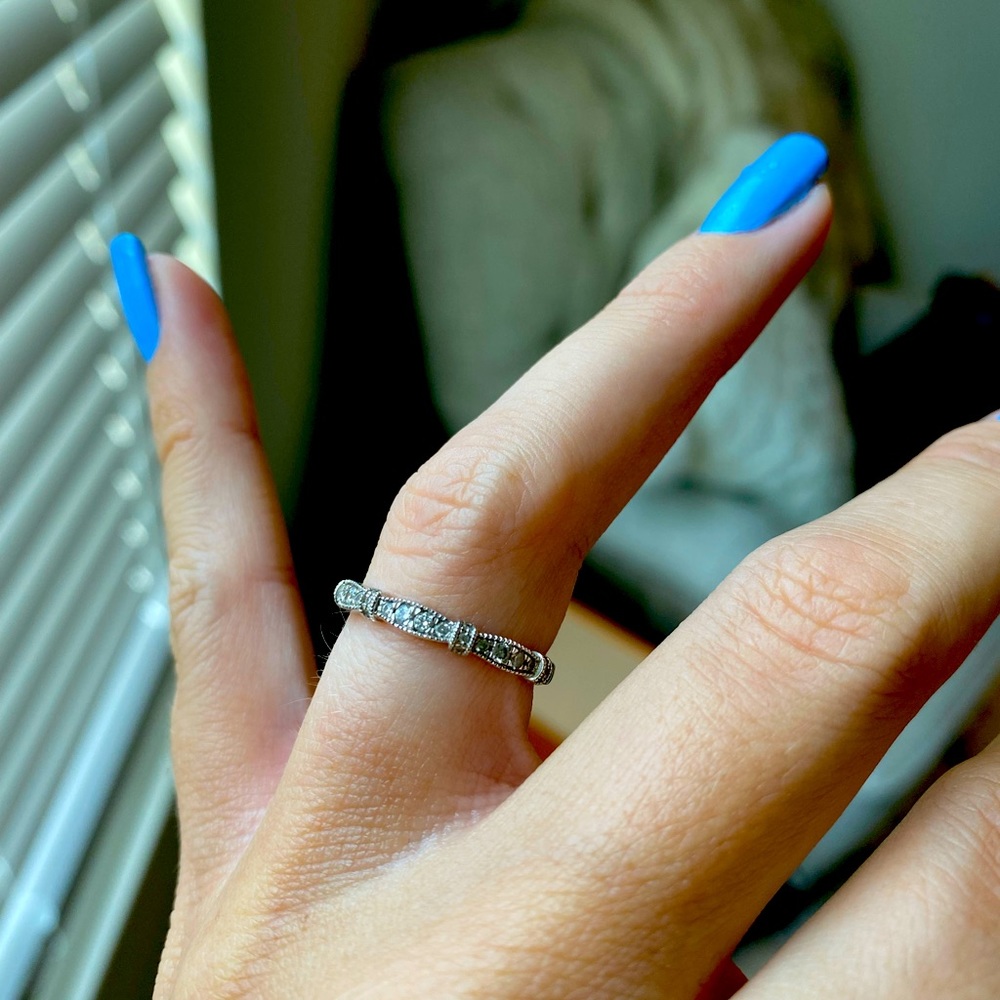 Adriana Papell diamond band